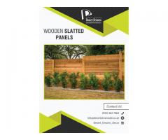 Wooden Slatted Fence Dubai | Horizontal Wooden Fences | Privacy Slatted Fence Uae.