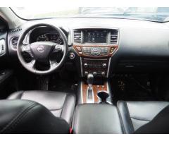 Used 2017 Nissan Pathfinder Platinum