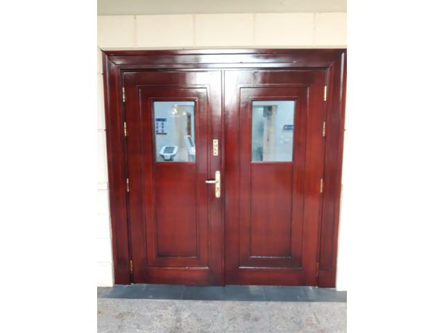 WOODEN FURNITURE, DOORS, FLOORING AND PARGOLA POLISHING AND Painting Services 052-5569978