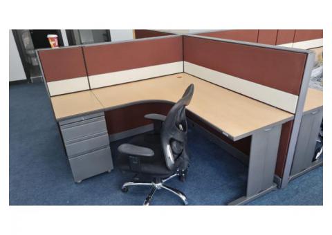0558601999 BUYER USED OFFICE FURNITURE AND HOME FURNITURE