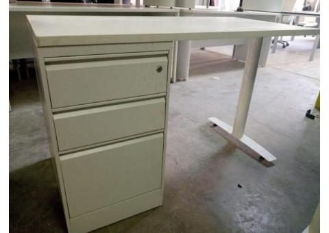 0569044271 WE SELL ALL USED OFFICE FURNITURE AND HOME FURNITURE