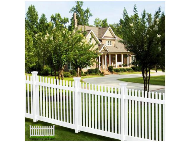 Wooden Fence in Dubai