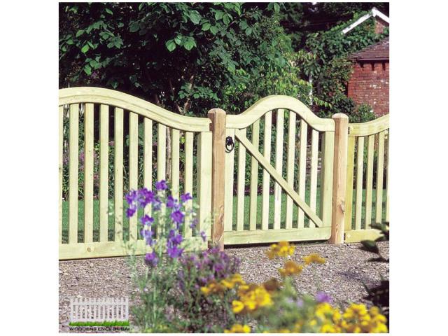 Garden Fence in Dubai with supply and fixing