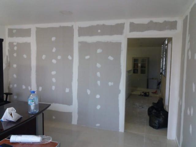 Gypsum Partition ,Ceiling & Glass Partition shower Partitions & Maintenance 052-1190882