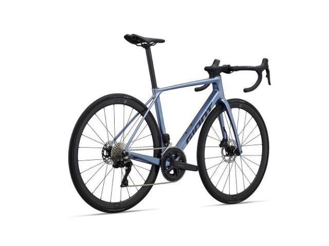 2025 Giant TCR Advanced 0 Di2 Road Bike (GUN2BIKESHOP)