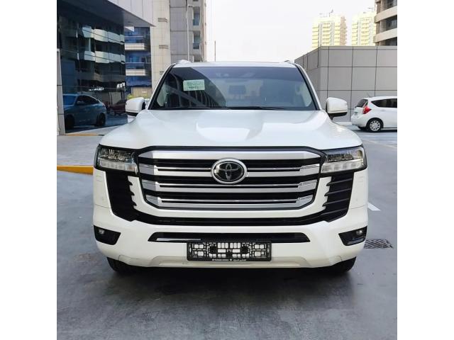 2022 Toyota Land Cruiser GXR 29000KM Gcc