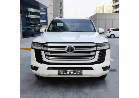 2022 Toyota Land Cruiser GXR 29000KM Gcc