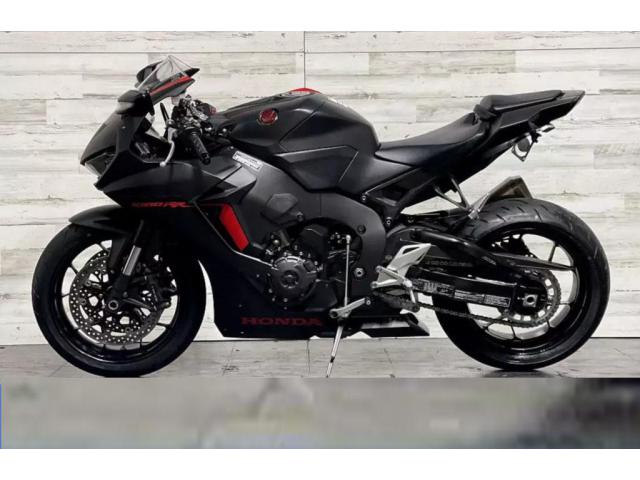 2018 HONDA CBR