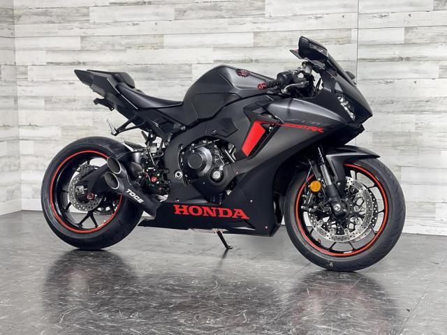 2017 Honda CBR 1000RR (+971561943867)