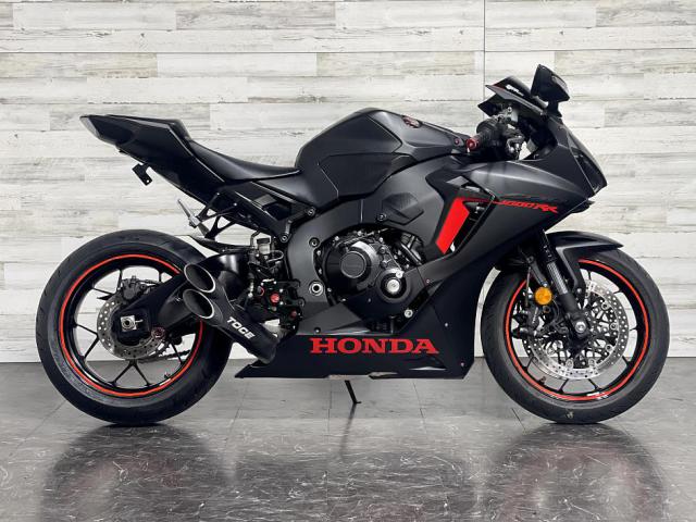 2017 Honda CBR 1000RR (+971561943867)