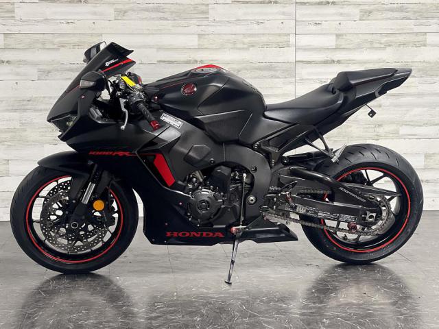 2017 Honda CBR 1000RR (+971561943867)