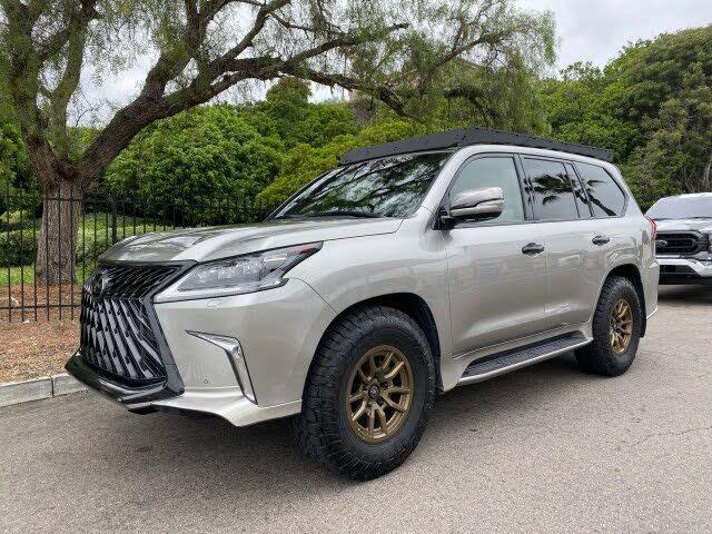 2020 Lexus LX 570 3-Row 4WD  whatsapp (+971586703639)