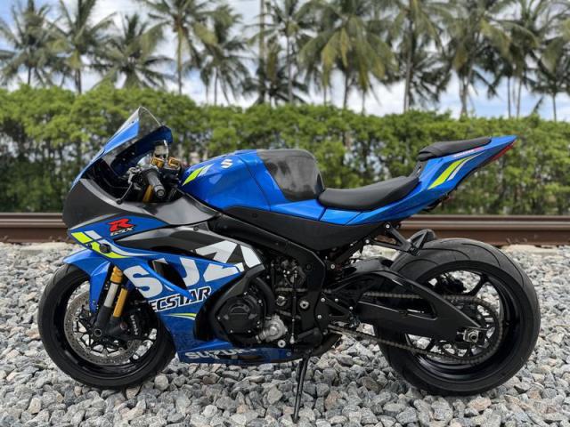 2018 Suzuki GSX-R1000 whatsapp +971586703639