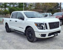 2019 Nissan Titan SV