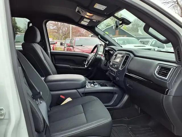 2019 Nissan Titan SV