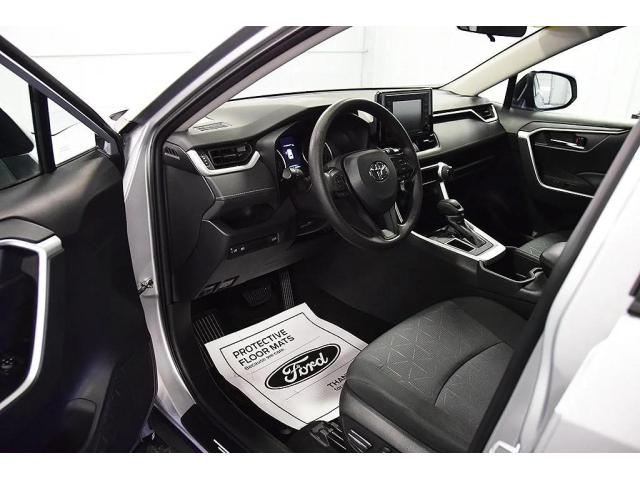 BUY CLEAN USED 2022 Toyota RAV4 XLE Full Option