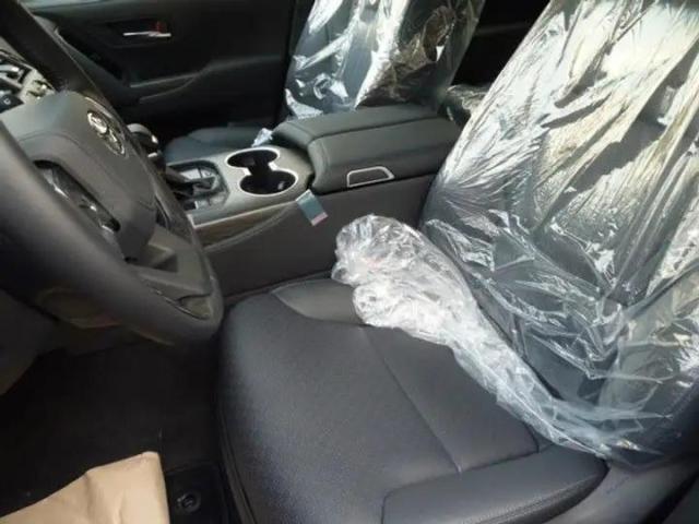 Toyota Land Cruiser LC300 3.3-liter V6 twin-turbo diesel engine