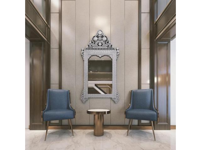 Beehive Syrian Mirror: A Luxury Full-Length Mirror with Antique Craftsmanship