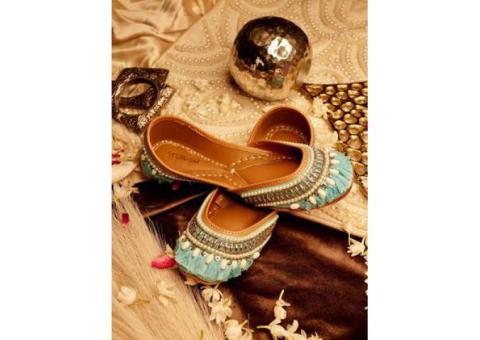 Shop the Most-Liked Handmade Juttis Online from Gulbhahar Today