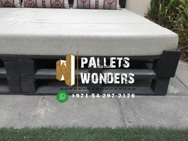 wooden pallet 0555450341