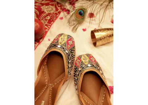 Timeless Elegance with Gulbhahar’s Jutti for Women