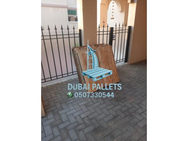 wooden pallet 0555450341
