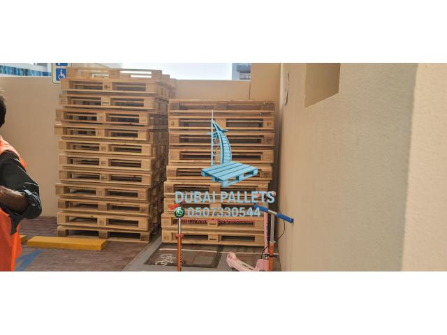 wooden pallet 0555450341