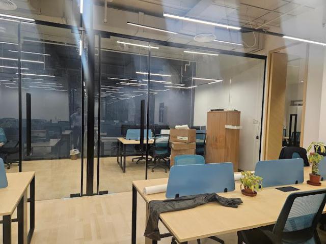 DEMOLITION GLASS PARTITION/ GYPSUM PARTITION FIT OUT 052-1190882