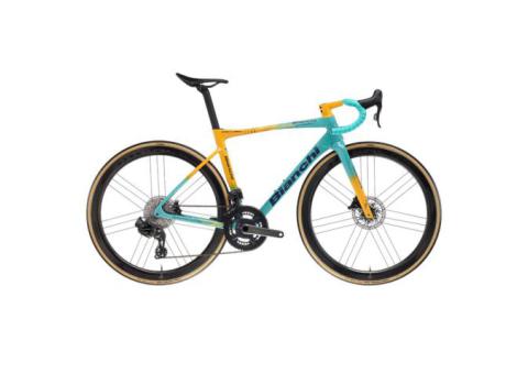 2026 Bianchi Specialissima RC Road Bike (WORLDRACYCLES)