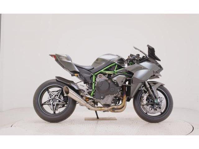2025 Kawasaki NINJA H2R for sale with 3 km, whats app +46727895051