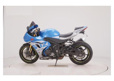 2024 Suzuki GSX-R 1000 for sale with 9006 km, whats app +46727895051