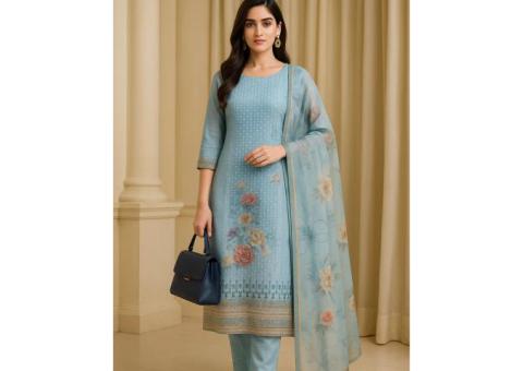 Shop Traditional Clothing Online – Elegant Ethnic Wear for Every Occasion