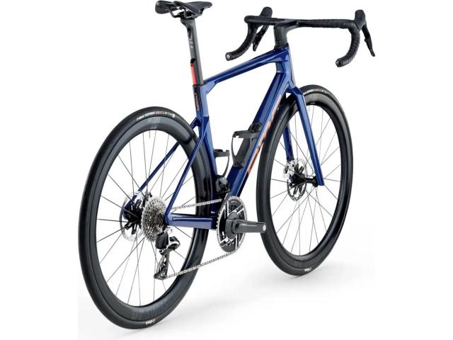 2026 BMC Roadmachine 01 ONE (GUN2BIKESHOP)