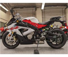 2019 BMW S1000RR WhatsApp(+971586703639)