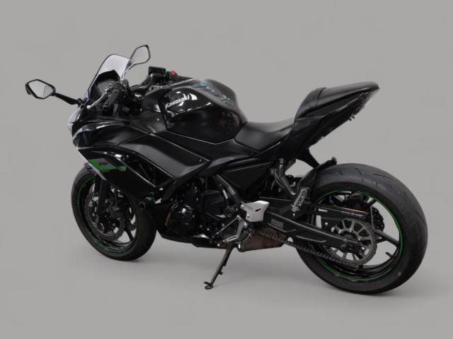 2025 Kawasaki Ninja 650 ‪