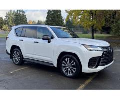 Fairly Used 2022 Lexus LX 600 Premium