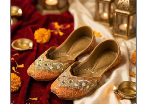 Punjabi Juttis For Ladies With Beautiful Craftsmanship