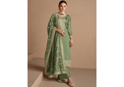 Is this Yellow Suit comfortable for long hours?