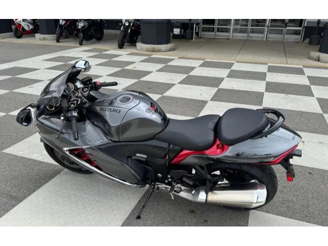 2023 suzuki Hayabusa