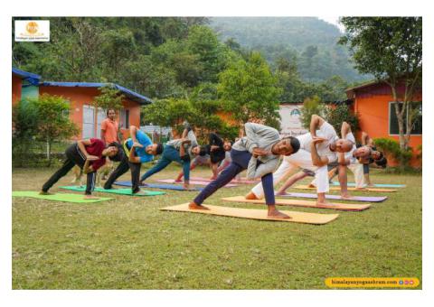 100 Hour Yoga Teacher Training in Rishikesh, India