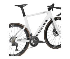 2025 Canyon Aeroad CF SLX 8 Di2 Road Bike (INDORACYCLES)