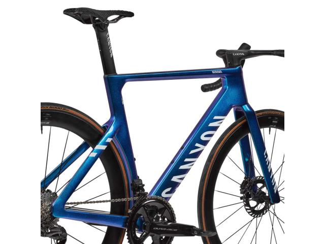 2025 Canyon Aeroad CFR Di2 Road Bike (INDORACYCLES)