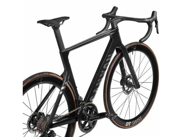 2025 Canyon Aeroad CFR Di2 Road Bike (INDORACYCLES)