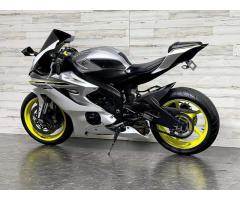 2017 Yamaha R6 (+971551975356)