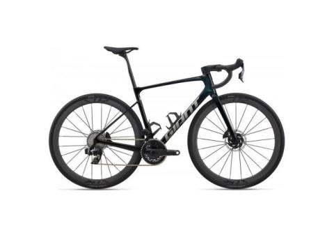 2026 Giant Defy Advanced SL 1 Road Bike