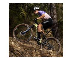2025 Canyon Lux World Cup CFR AXS MB (INDORACYCLES)