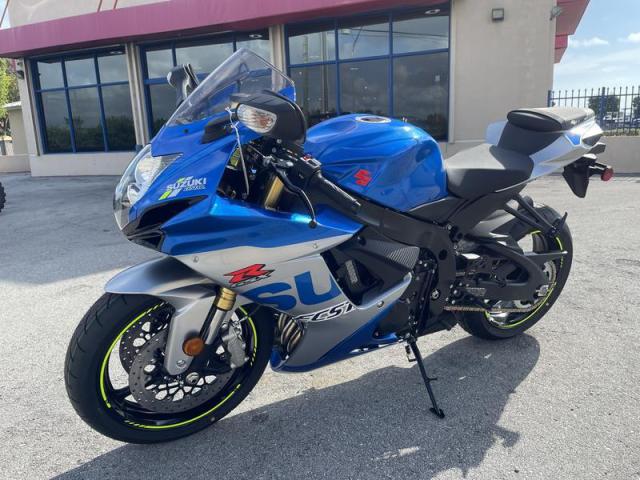 2021 Suzuki GSX-R750 whatsapp +971586703639