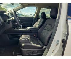 2022 Nissan Pathfinder SV 4WD whatsapp +971586703639