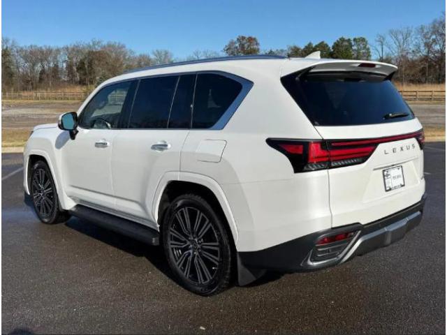 For Sale : Lexus LX600 Signature 2023 GCC Specs