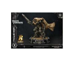Transformers: Dark of the Moon Museum Masterline Megatron Statue